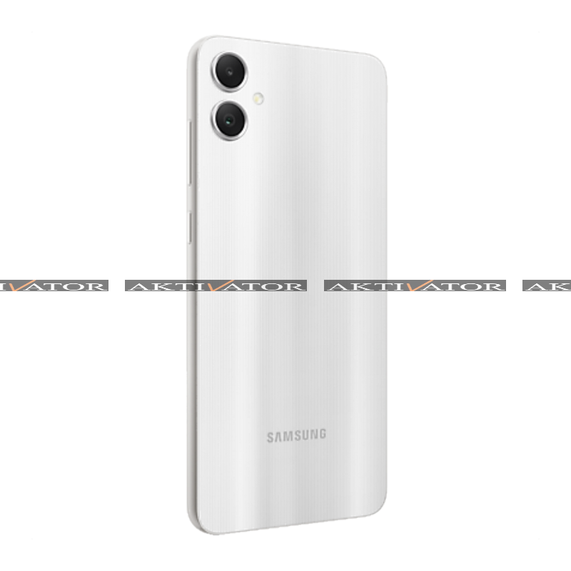 Смартфон Samsung Galaxy A05 4/64GB (Silver)